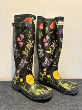 Hunter Black Floral Tall Rain Boots Size 8